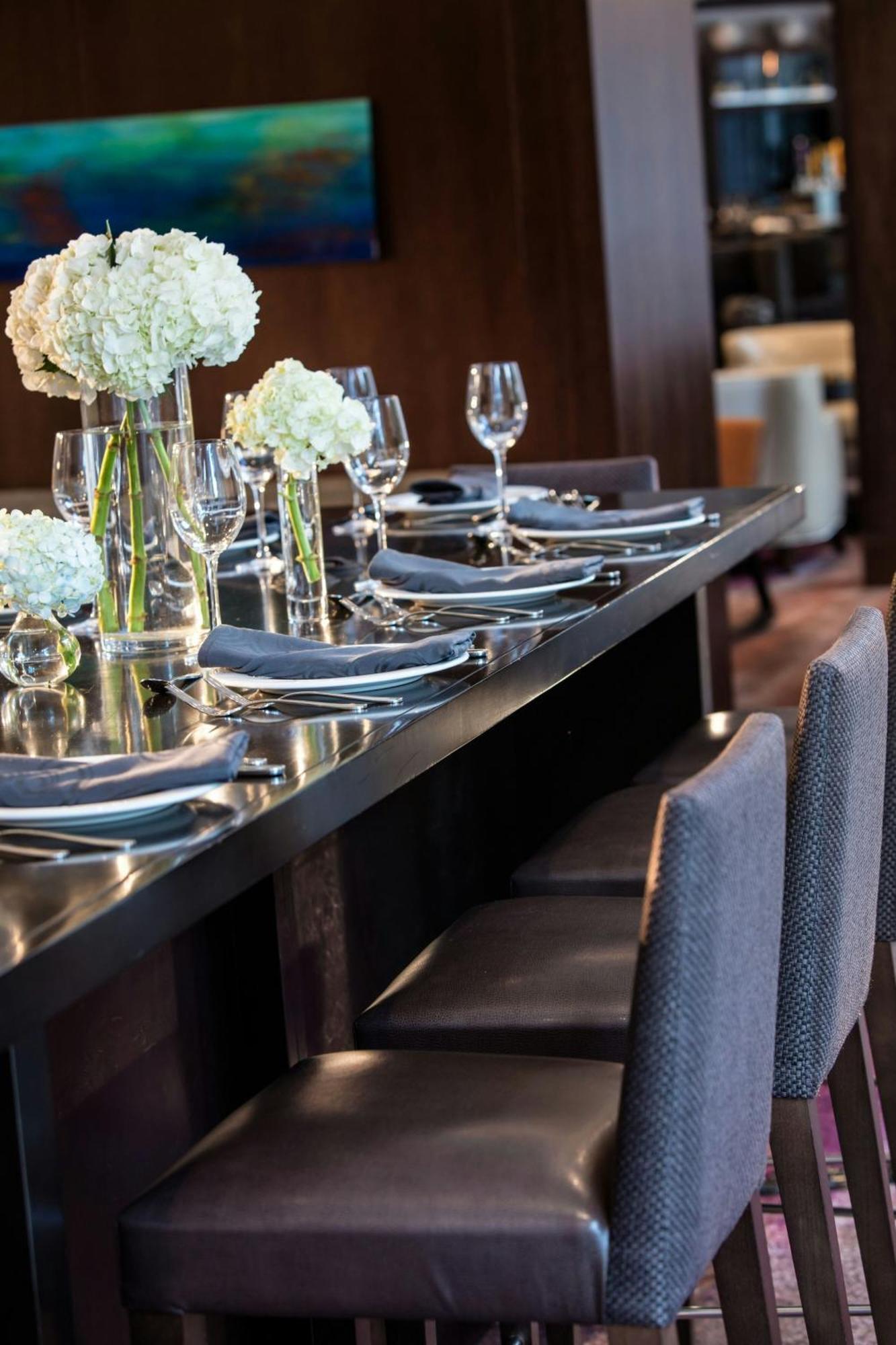 Renaissance Dallas Hotel 4*