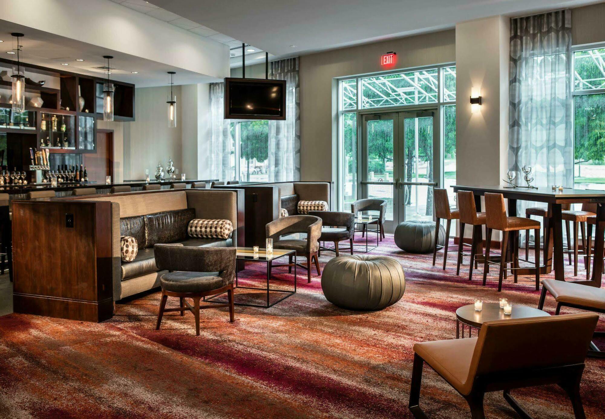 Renaissance Dallas Hotel 4*